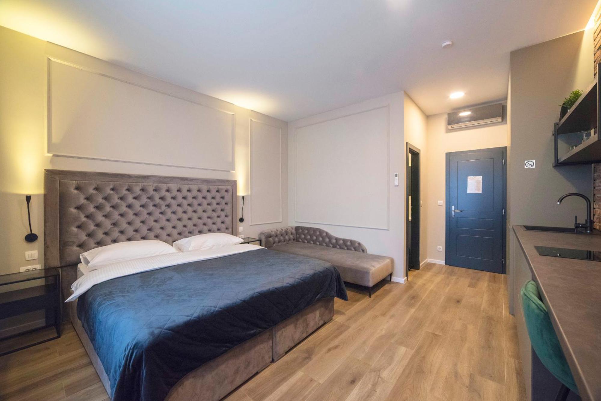 Imperial Apartment B ซาเกร็บ ภายนอก รูปภาพ