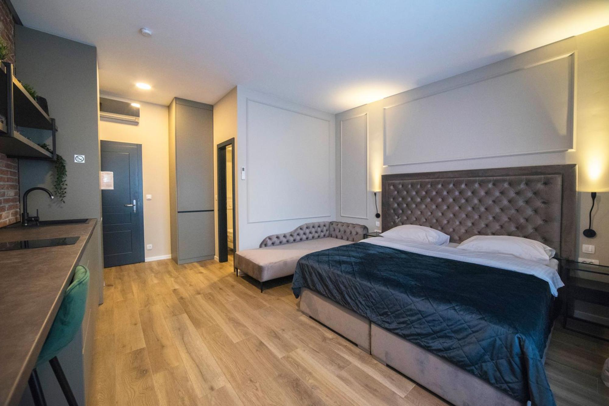 Imperial Apartment B ซาเกร็บ ภายนอก รูปภาพ