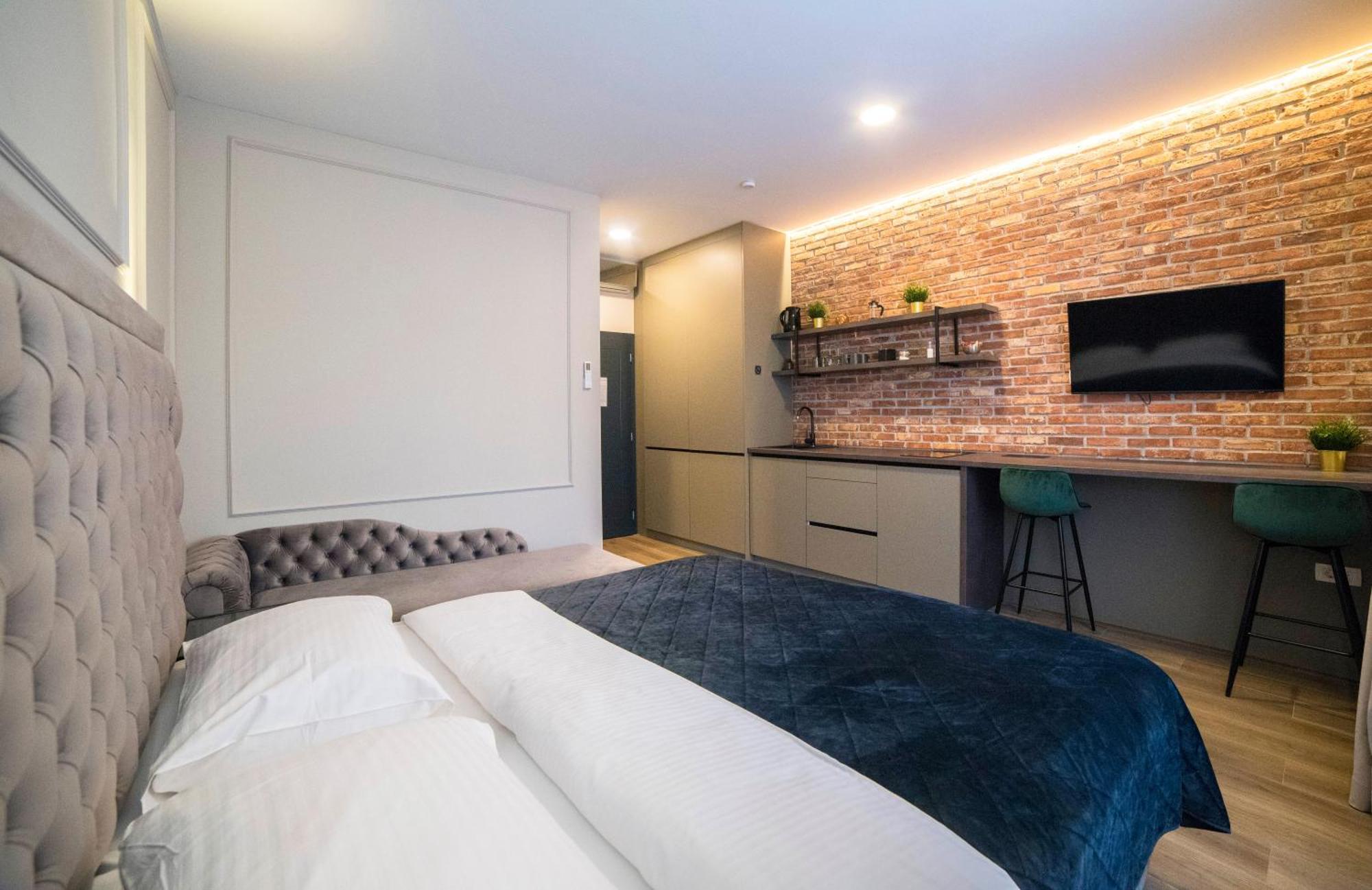 Imperial Apartment B ซาเกร็บ ภายนอก รูปภาพ
